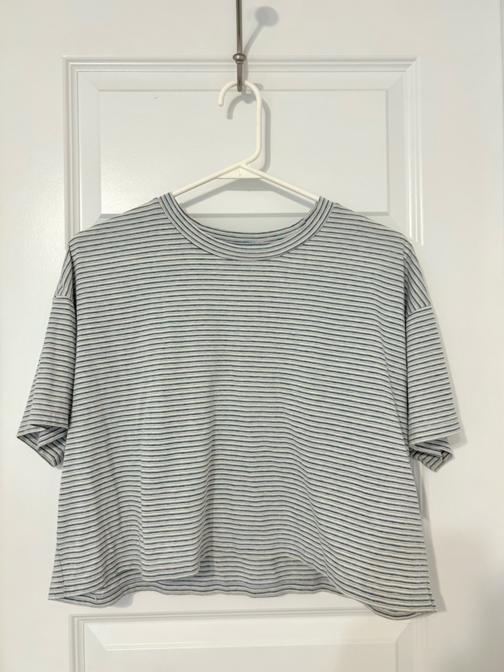 American Eagle Cropped Striped T-Shirt